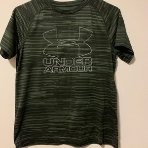 Youth Large UA Tshirt